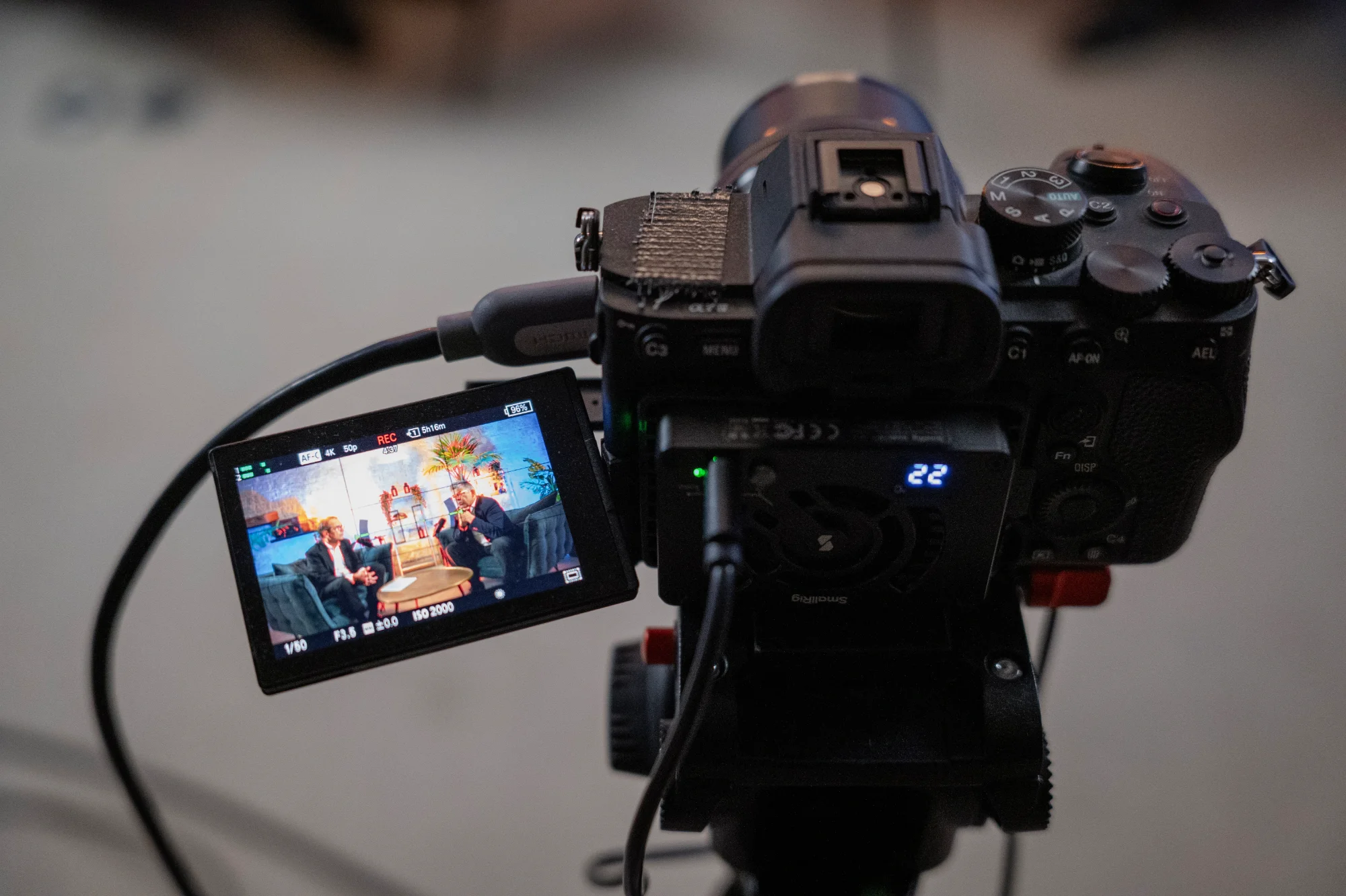 Caméra Sony et écran retour de tournage